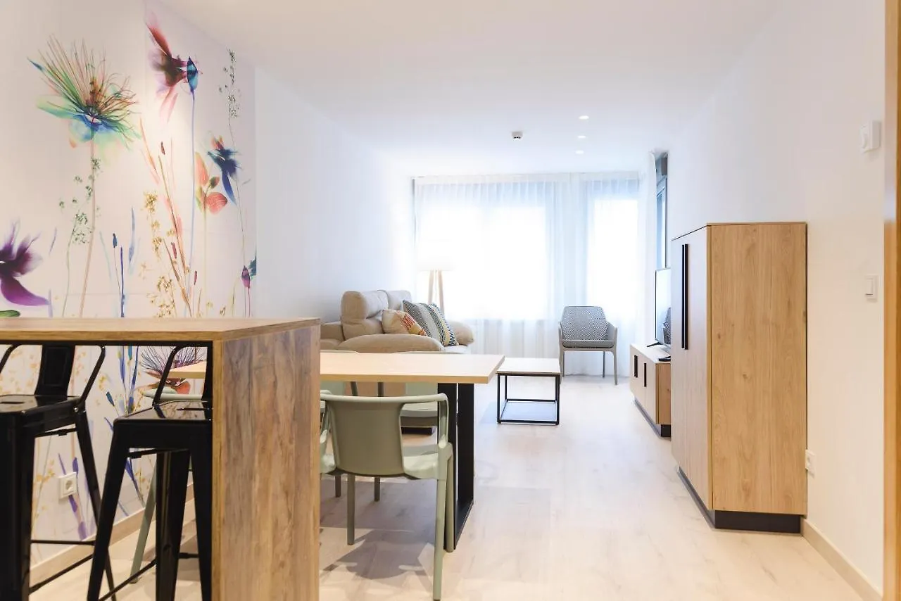 Aparthotel Salburua Vitoria-Gasteiz Spanien
