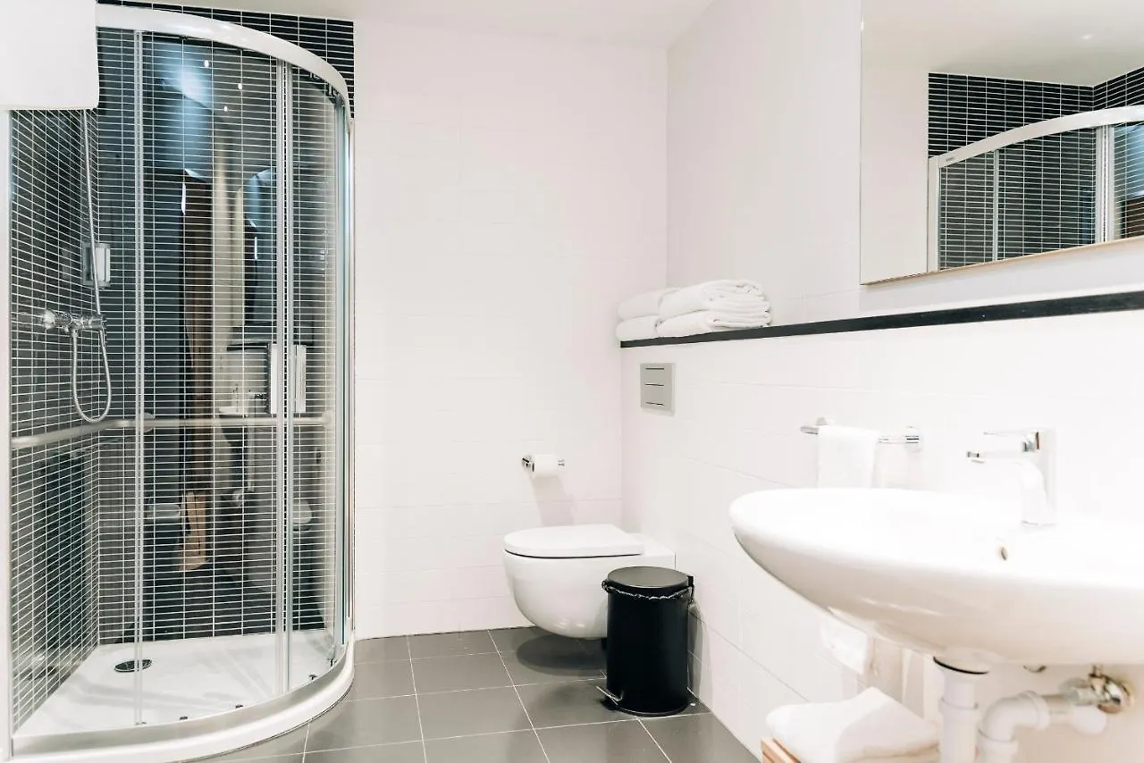 Aparthotel Salburua Vitoria 0*,